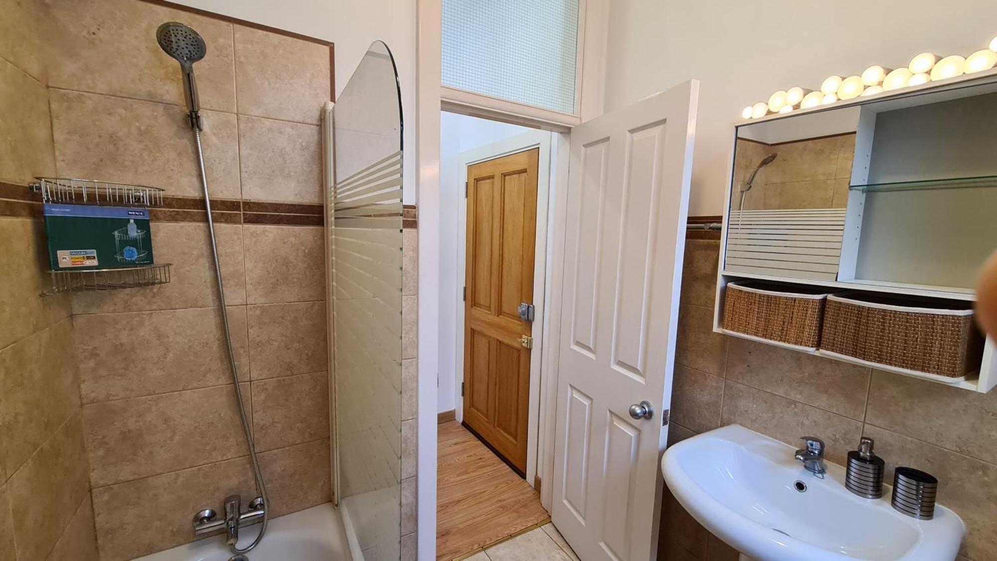 Gibraltar Town Centre Flat With Roof Terrace Apartment Exterior foto
