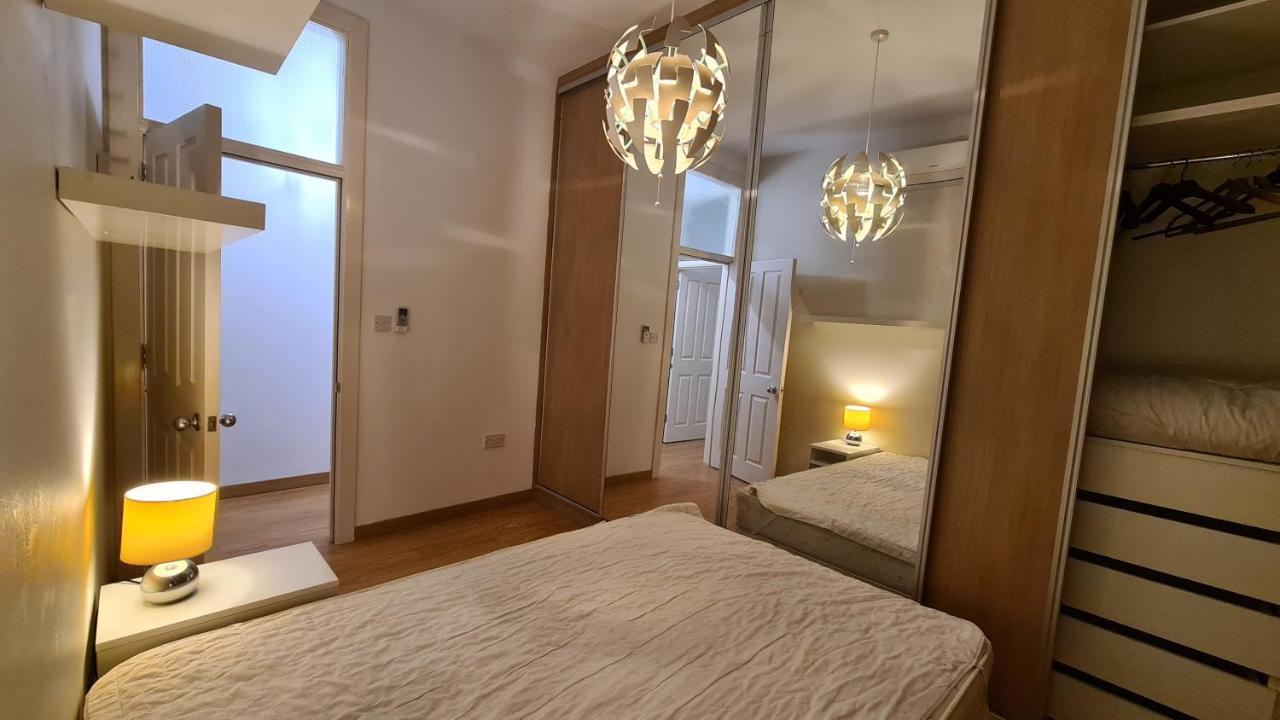 Gibraltar Town Centre Flat With Roof Terrace Apartment Exterior foto